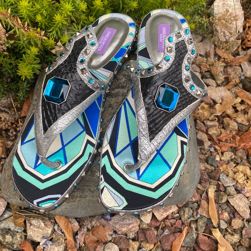 Emilio Pucci Flip Flops Sandals Designer style One of a kind Unique